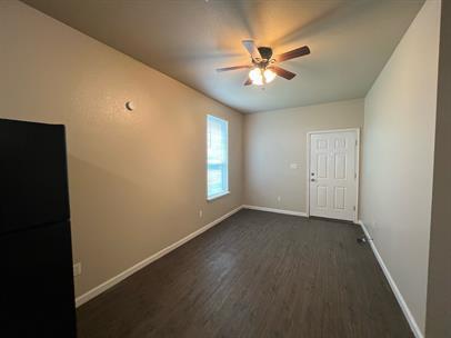 1013 Fir Ln Lockhart, TX 78644 photo 4