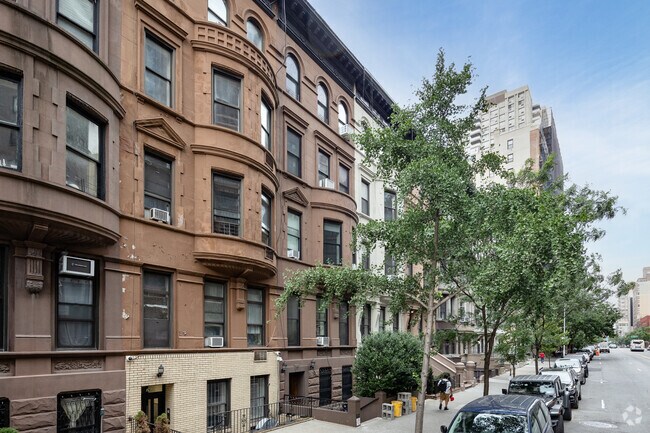28 W 96th St New York, NY 10025 photo 4