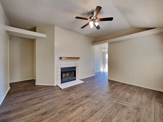 8531 Gatlinburg Drive, Fort Worth, TX 76123 photo 3