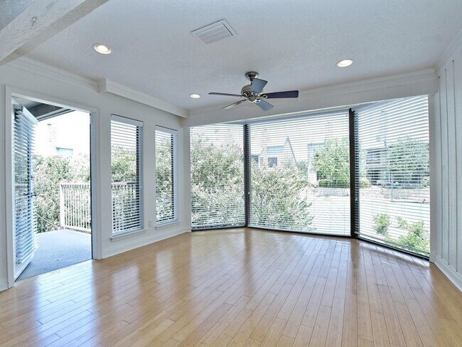 168 World of Tennis Sq Lakeway, TX 78734 photo 4