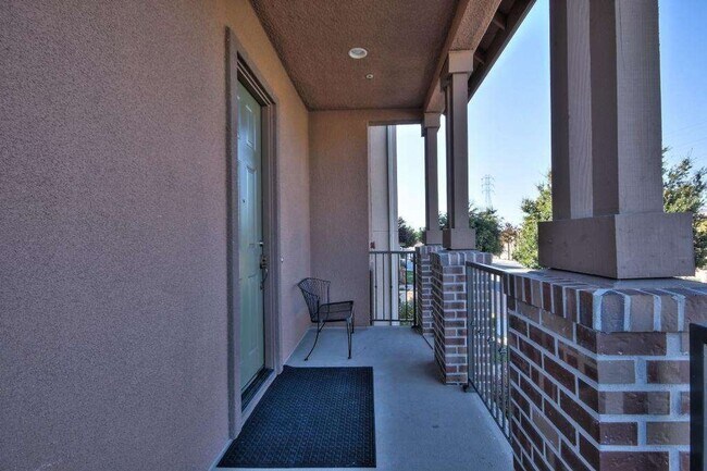 1056 Turquoise Terrace Union City, CA 94587 photo 4