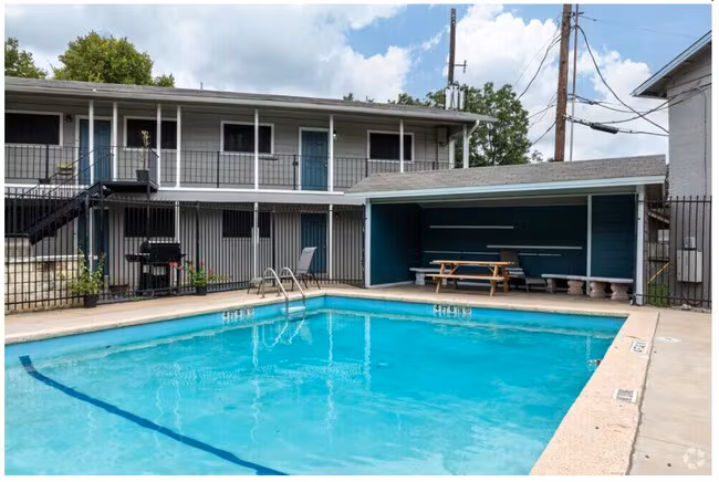 Dryfield Apartments photo 4