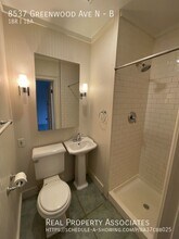 8537 Greenwood Ave N Seattle, WA 98103 photo 4