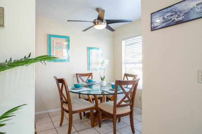 4011 Lamont St San Diego, CA 92109 photo 3