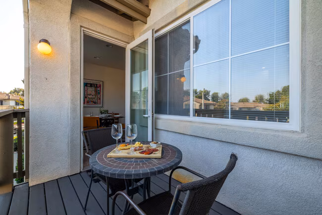 2983 Paseo Almiar Carlsbad, CA 92009 photo 5