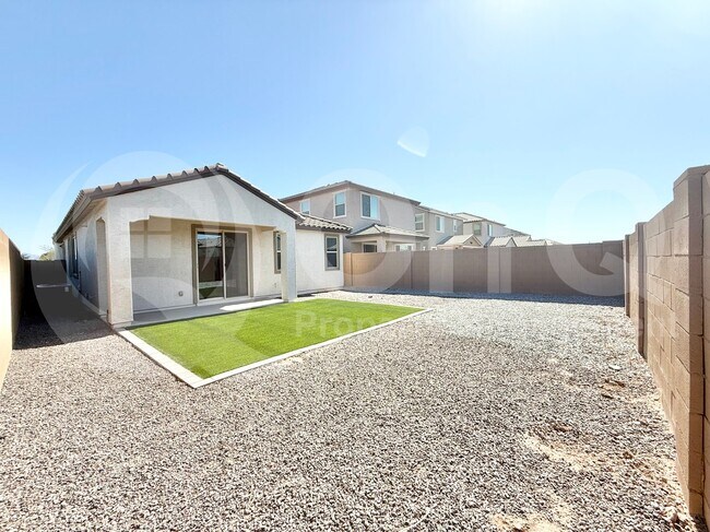 9432 West Roma Avenue, Phoenix, AZ 85037 photo 2