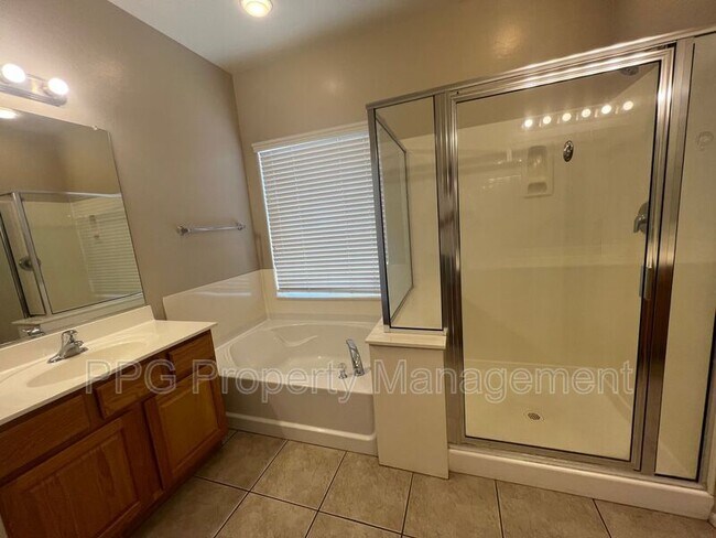 16173 W Mercer Ln photo 5
