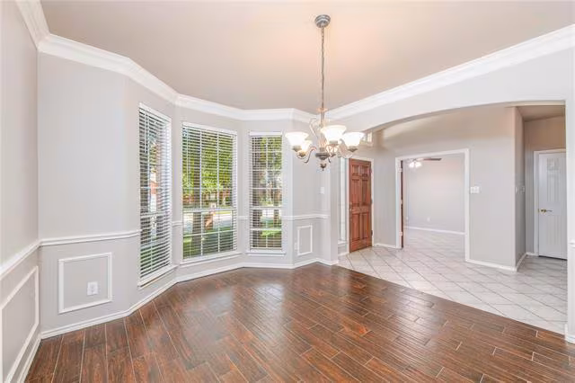 2010 Marie Weldon Lane, Arlington, TX 76001 photo 5