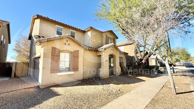 1840 S Falcon Dr Gilbert, AZ 85295 photo 2