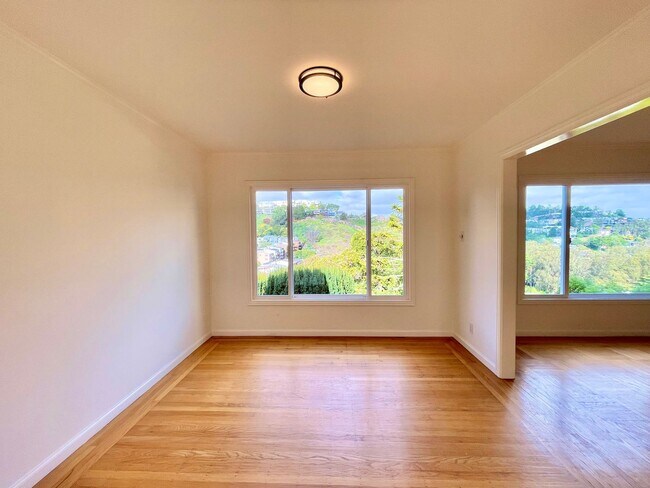 174 Stillings Avenue, San Francisco, CA 94131 photo 2