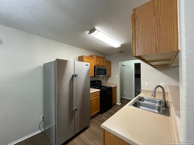 4738 Juniper Farm San Antonio, TX 78244 photo 5