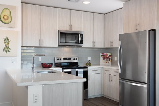 Sunsweet Apartments photo 4
