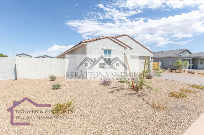 2028 East Brooklyn Drive, Casa Grande, AZ 85122 photo 2