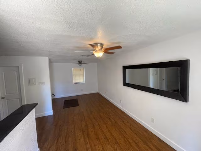 1113 East 3rd Street, Austin, TX 78702 photo 2