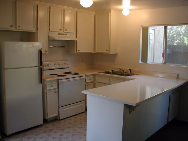 Mira Monte Apartments photo 4