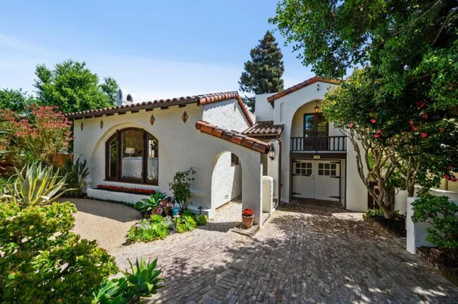219 Taylor Blvd Millbrae, CA 94030 photo 3