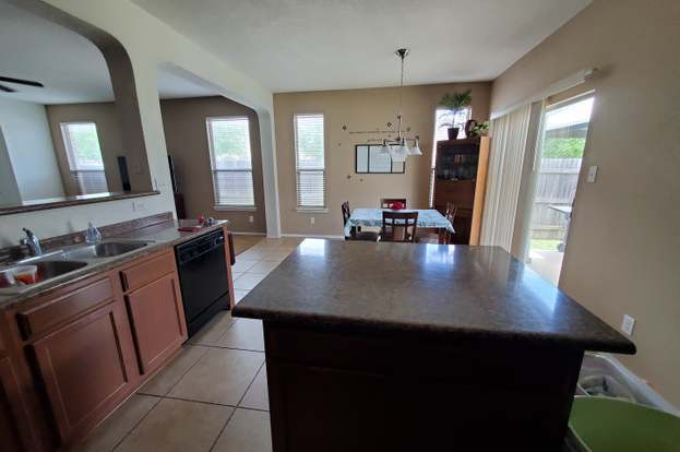 7826 Rafanelli San Antonio, TX 78253 photo 4