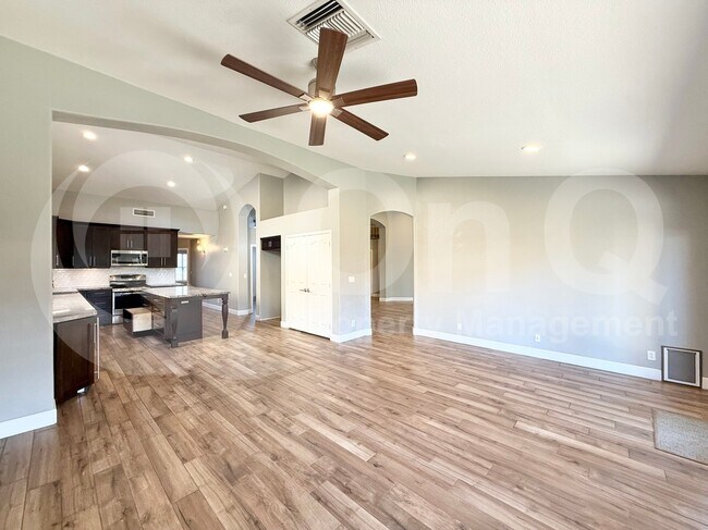 444 E Baylor Ln Gilbert, AZ 85296 photo 5