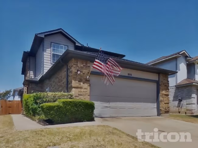 1135 Colbert Lane, Duncanville, TX 75137 photo 2
