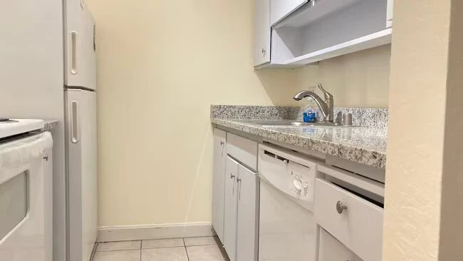 460 N Civic Dr Walnut Creek, CA 94596 photo 2