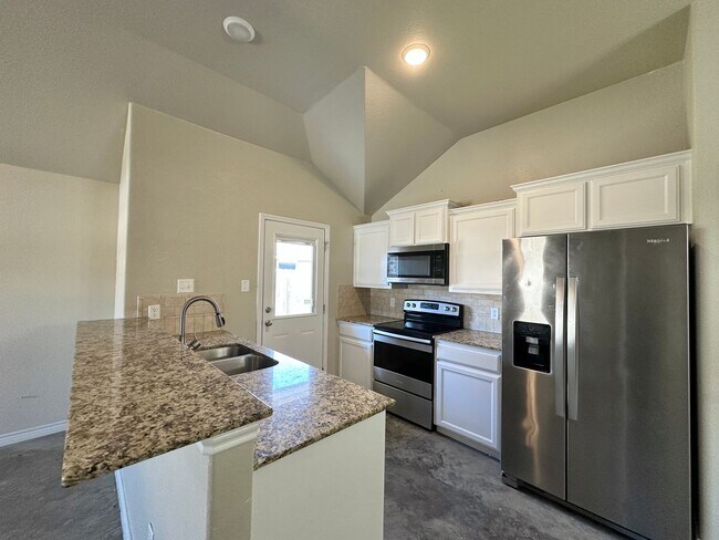 1243 Liberation Ln Copperas Cove, TX 76522 photo 4