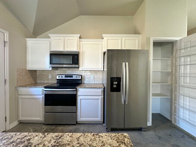 1243 Liberation Ln Copperas Cove, TX 76522 photo 5
