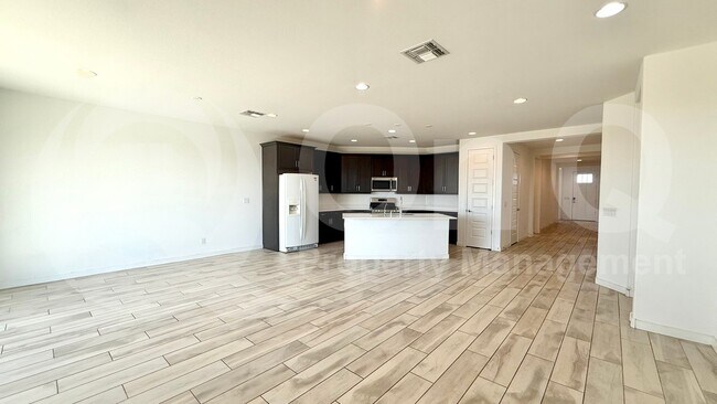 5324 S 24th Ln Phoenix, AZ 85041 photo 5