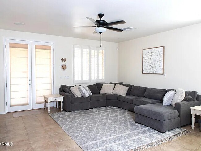 9279 W Mine Trail Peoria, AZ 85383 photo 4