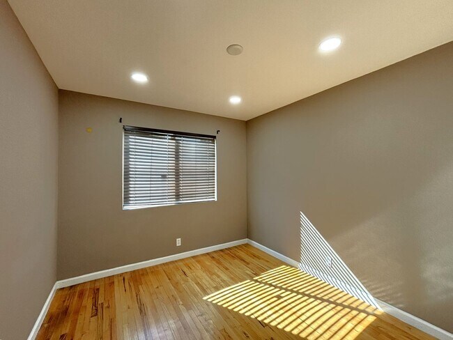 3 Bedroom 2 Bathroom single Story home for rent in Fremont photo 4