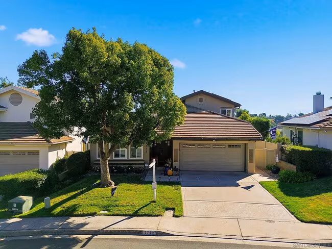 7773 Eagle Ridge Dr San Diego, CA 92119 photo 2
