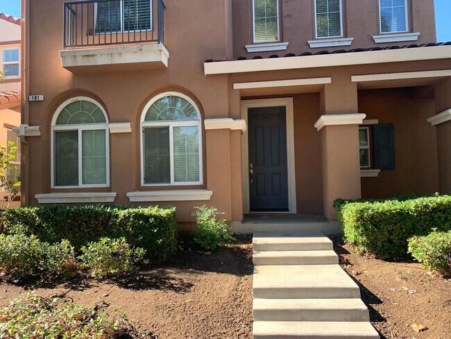 Beautiful 4 Bedroom, 2.5 Bath Mountain House Home
