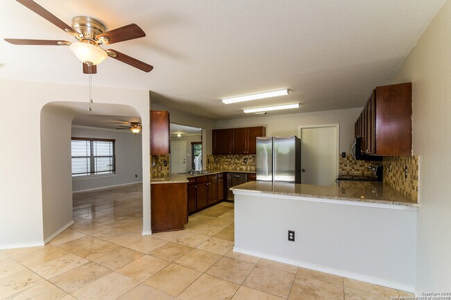 7930 Brazoria Park San Antonio, TX 78254 photo 5