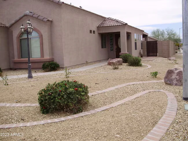 8074 N 109th Dr Peoria, AZ 85345 photo 3