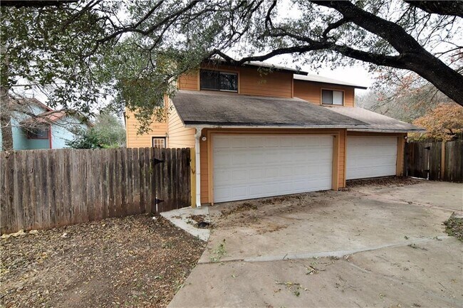 3201 Twinberry Cove Austin, TX 78746 photo 4