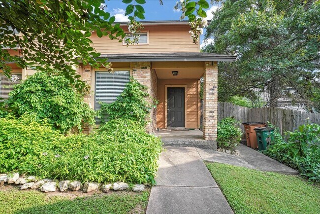3201 Twinberry Cove Austin, TX 78746 photo 2