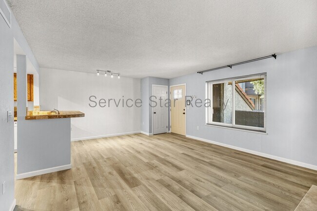 1645 W Baseline Rd Mesa, AZ 85202 photo 4