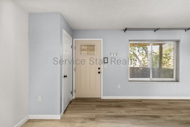 1645 W Baseline Rd Mesa, AZ 85202 photo 3