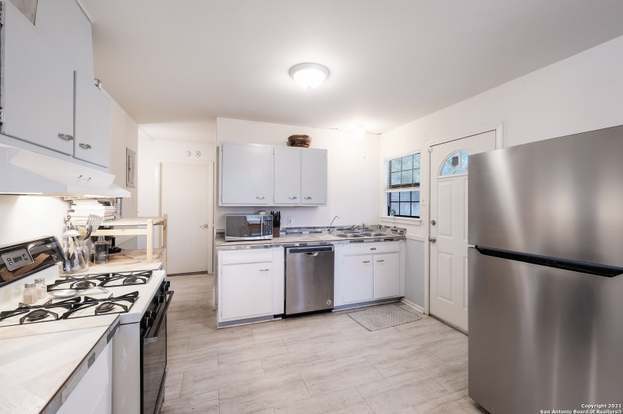 142 Bunting San Antonio, TX 78227 photo 4