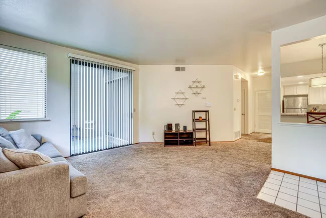 3643 West Ct Richmond, CA 94806 photo 2