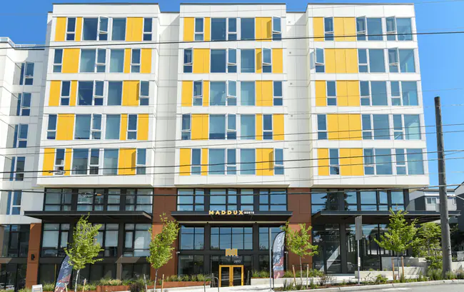 Mt Baker The Maddux Apartments photo 2
