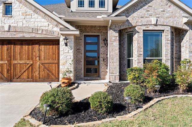 541 Marigold Drive, Midlothian, TX 76065 photo 2