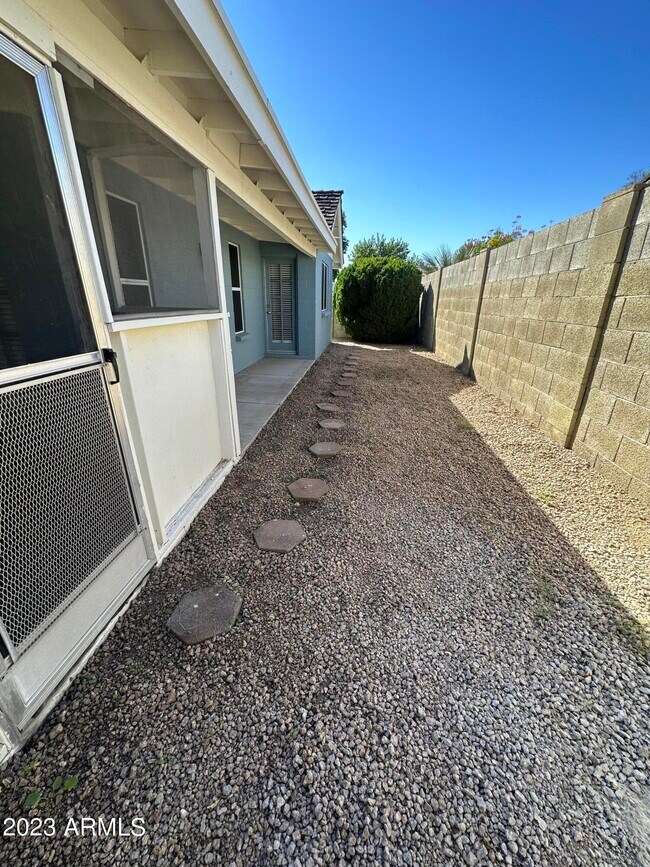 314 East Hartford Avenue, Phoenix, AZ 85022 photo 3