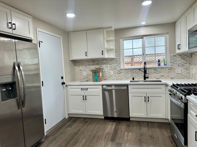 5486 Jonathan Drive, Newark, CA 94560 photo 3