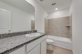 2837 Slatewood Drive, Fort Worth, TX 76179 photo 3