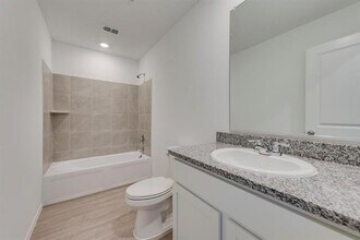 2837 Slatewood Drive, Fort Worth, TX 76179 photo 4