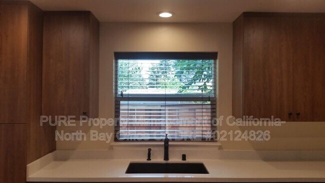 131 Arlington Dr Petaluma, CA 94952 photo 4