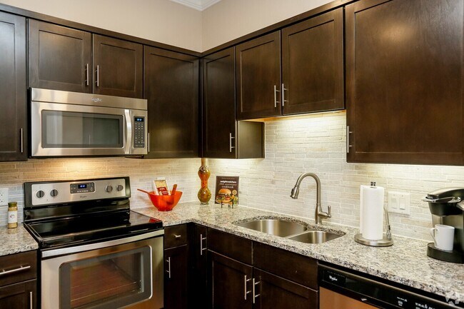 3799 Westcenter Drive, Houston, TX 77042 photo 3