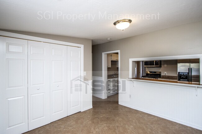 309 West 9th Street, Mesa, AZ 85201 photo 4