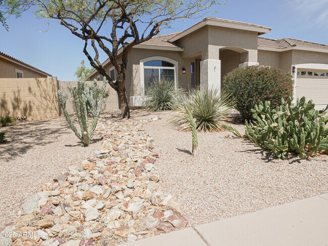 1024 West Ayrshire Trail, San Tan Valley, AZ 85143 photo 4
