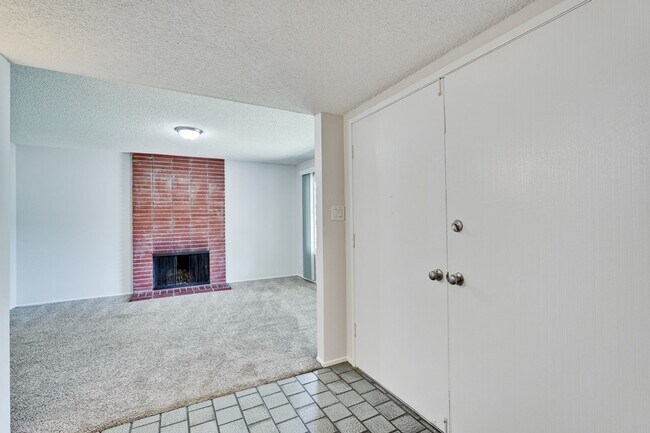 6063 Pineland Ave San Jose, CA 95123 photo 5